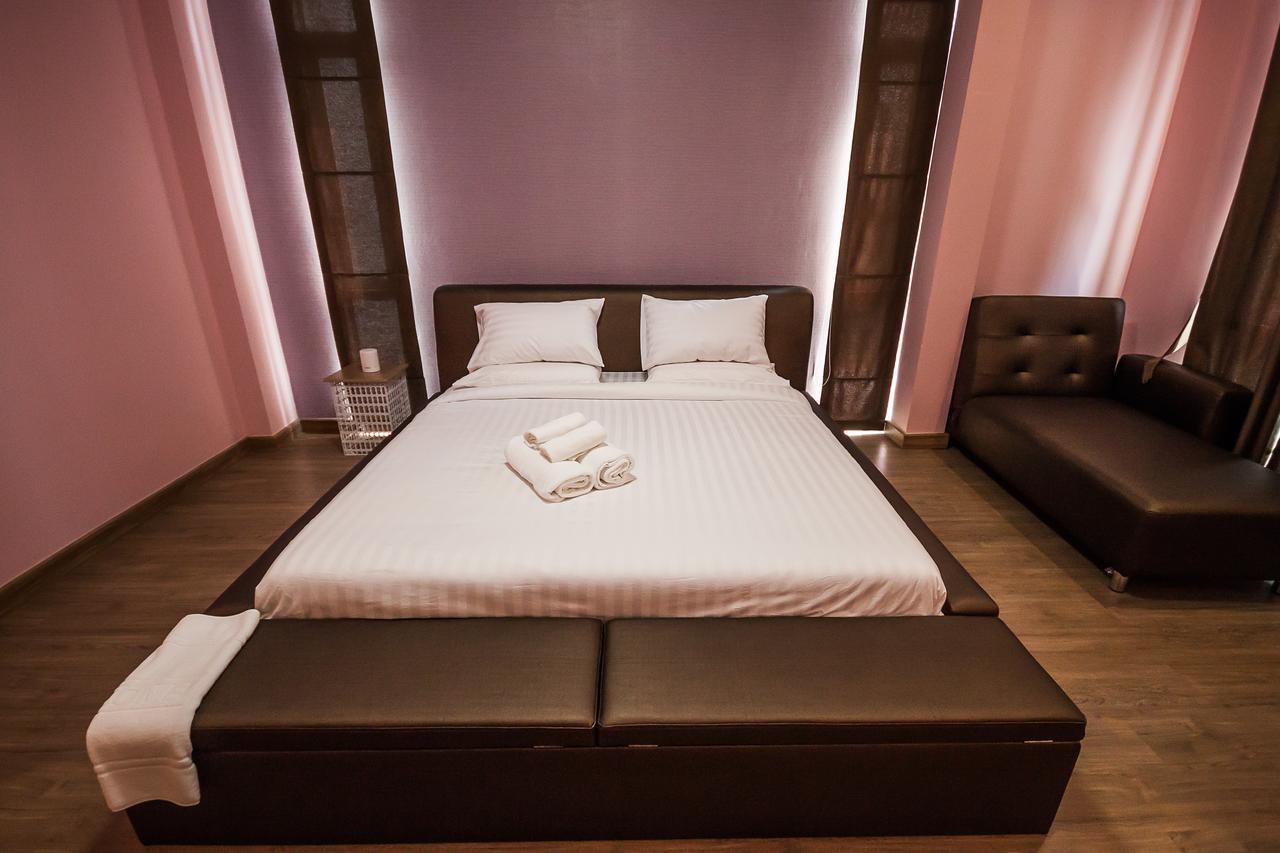 ウッタラディット Jong Lux Pak Dee Bed & Breakfast エクステリア 写真